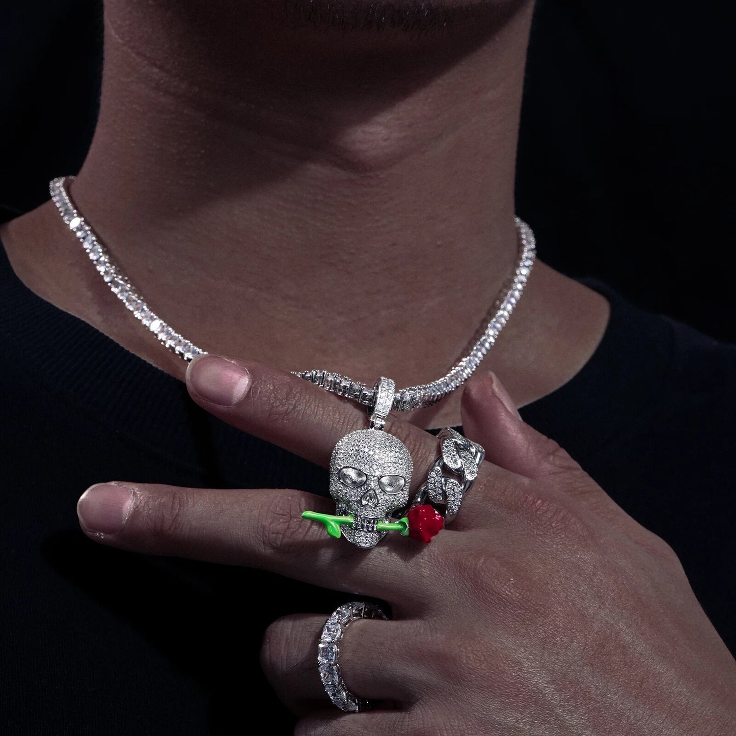 Zilveren Moissanite Diamanten Schedel met roos